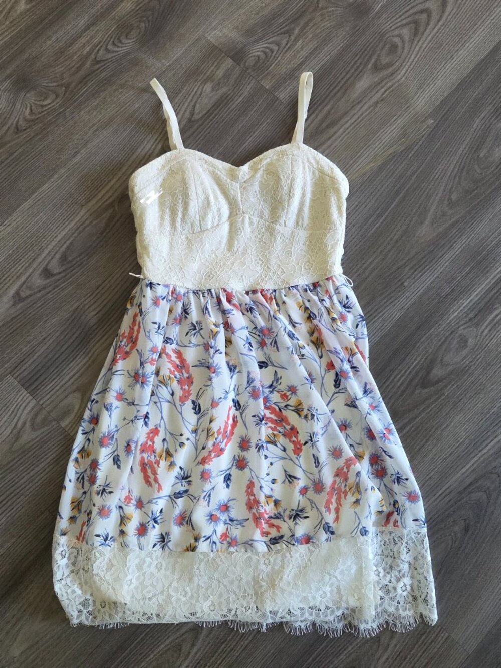 Women's small Lily Rose fashion dress - Picture 1 of 1